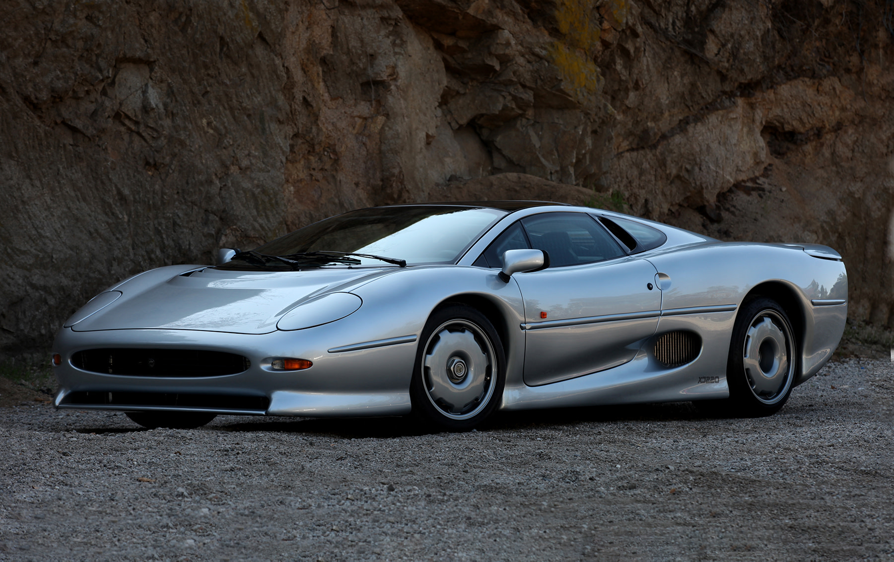 1993 Jaguar XJ220 | Gooding & Company